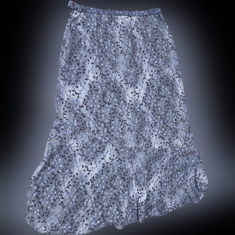 Women's Blue Vine Print Flared Skirt by Sag Harbor Size 12